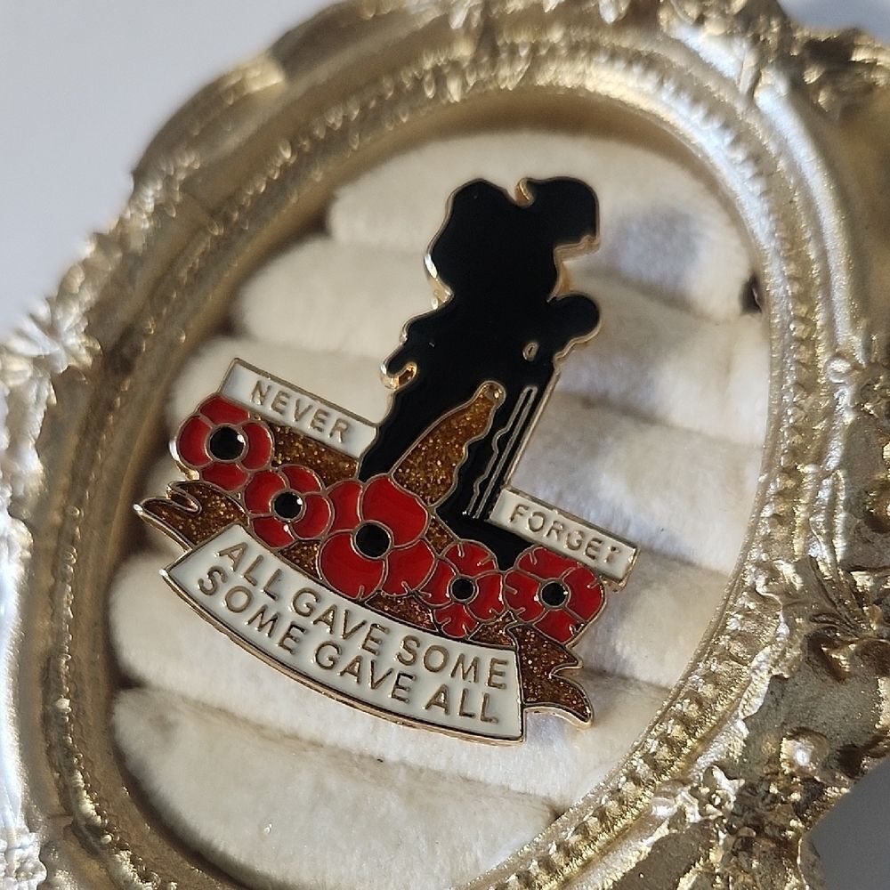 Memorial Pin - Picture 2 of 4